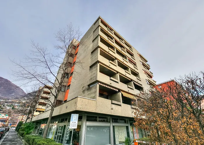 Of The Spots - Happy Apartamento *