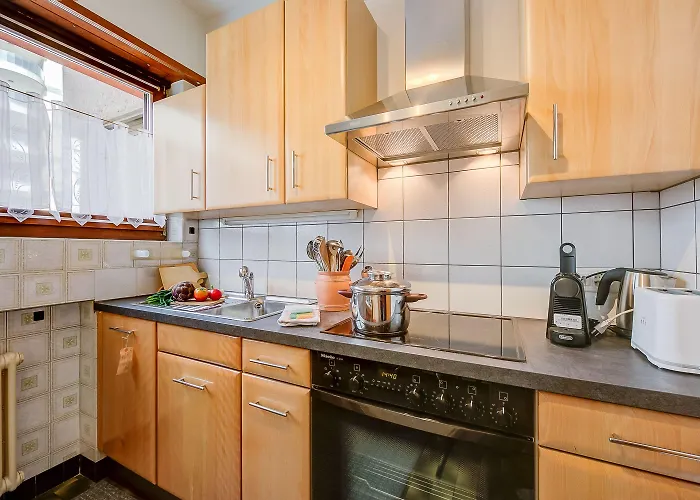 Of The Spots - Happy *